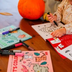 Let's Colour. Natale