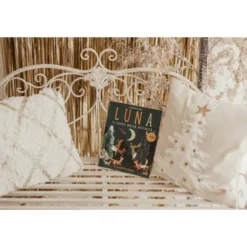 Luna. Il libro delle attività